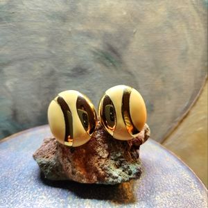 Vintage clip on earrings